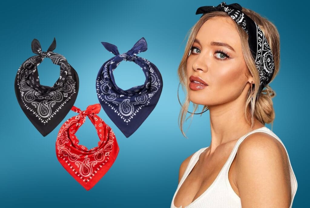 Bandanas à motif cachemire noir, marine et rouge à côté d’une femme portant un bandana noir en bandeau