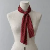 Foulard fin en satin imprimé – Image 2 sur 3